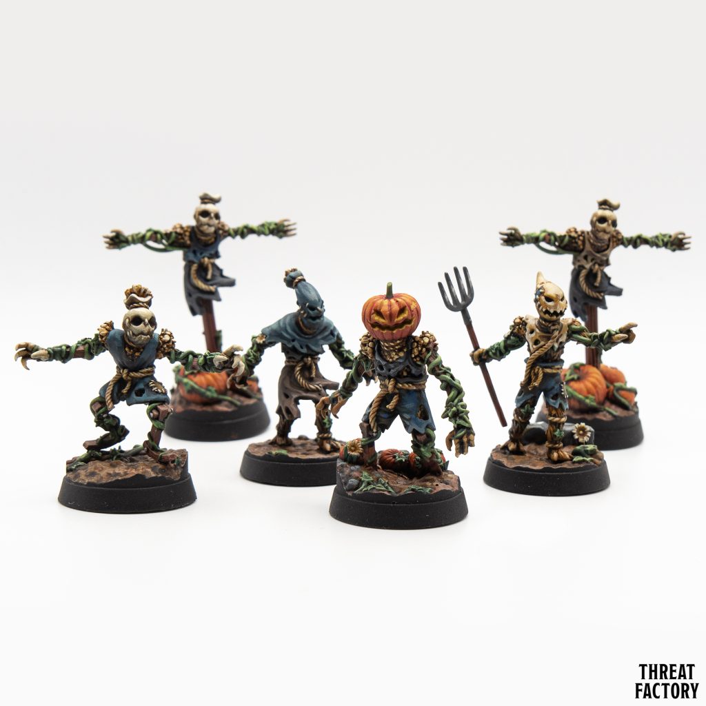 Lot de 5 épouvantails